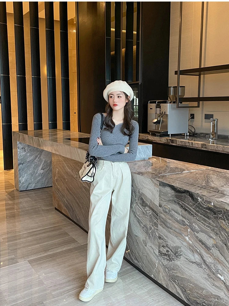 Cassie V Neck Knitted Pullover