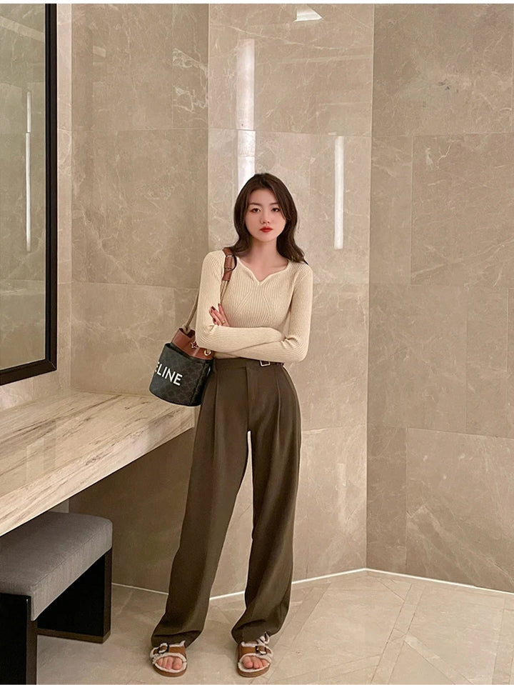 Cassie V Neck Knitted Pullover