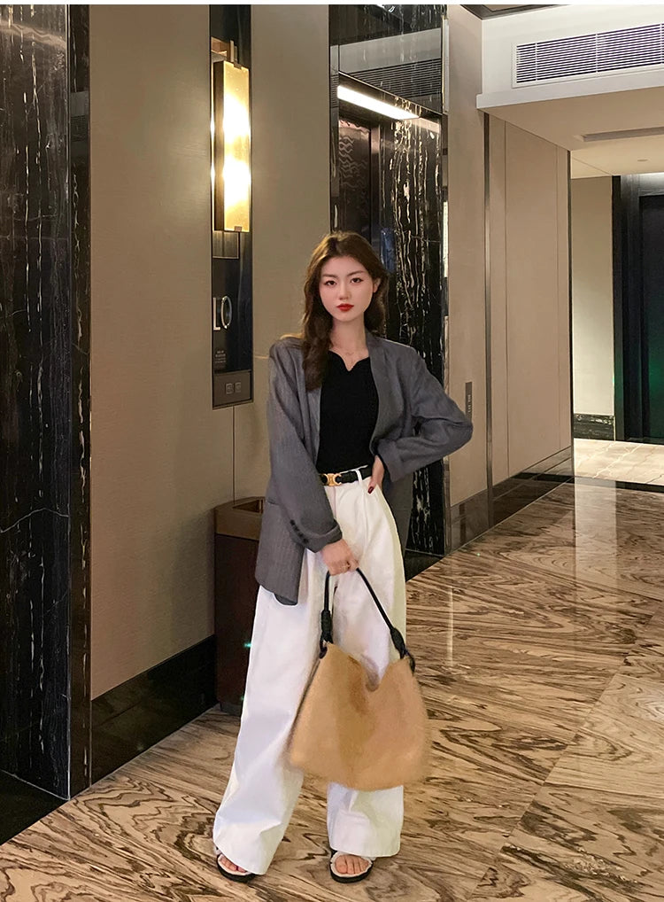 Cassie V Neck Knitted Pullover