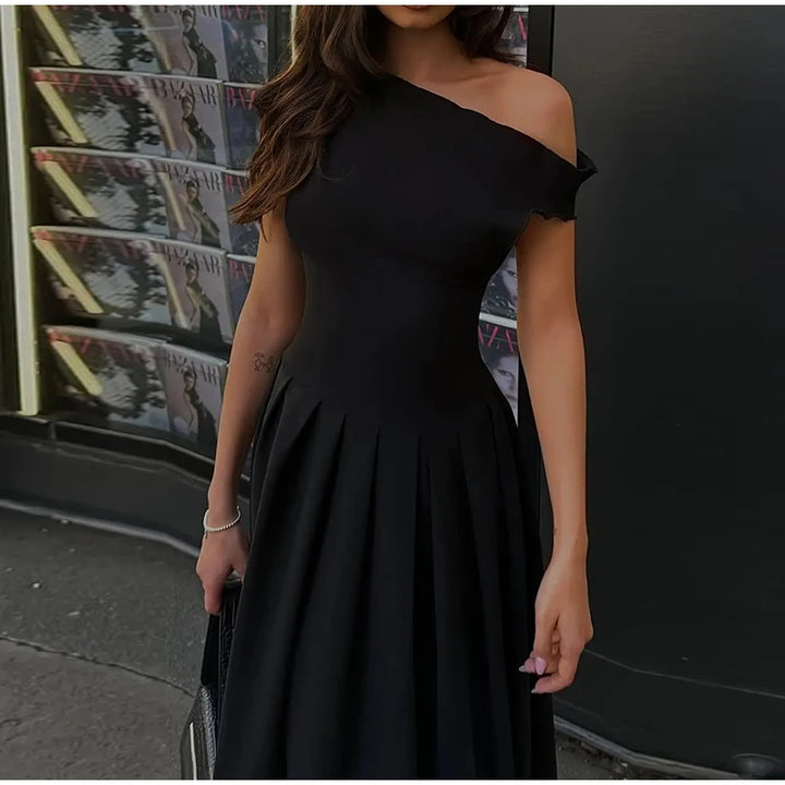 Book Smart Pleated Midi Dress