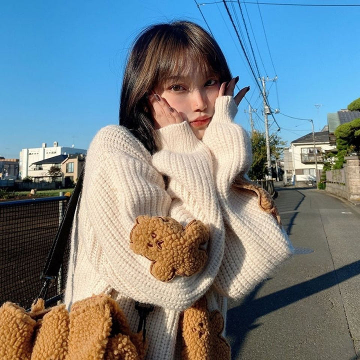 Dusty Bear Knitted Pullover